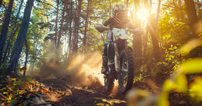 Na motorce do lesa? Na podzim jasná věc :-)