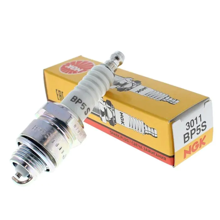 NGK Zapalovací svíčka BP5S