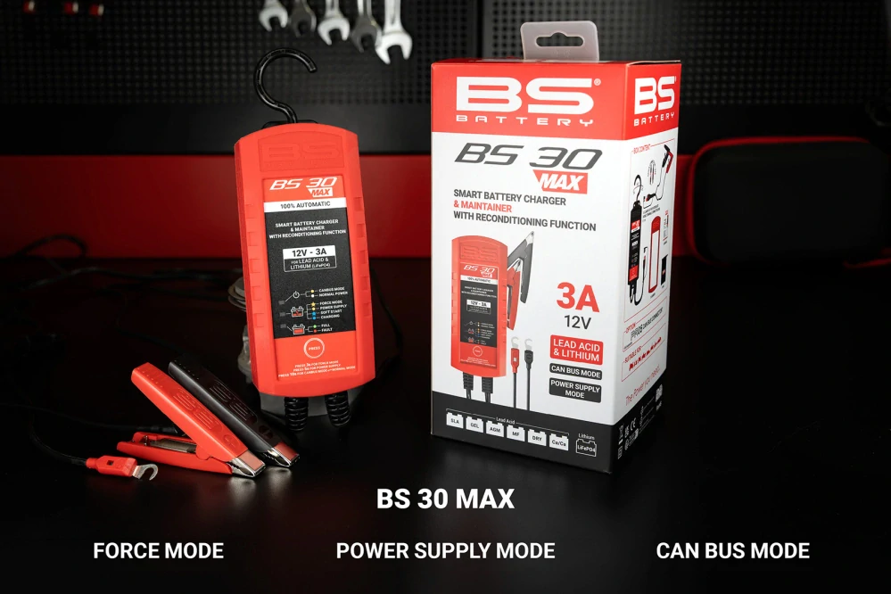 BS-BATTERY Nabíječka akumulátorů SMART BS30MAX (vhodné i pro lithium) 12V 3A