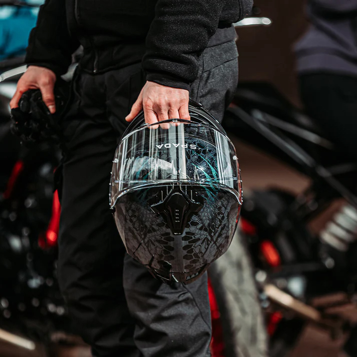 SPADA integrální moto Přilba SP18 Chameleon XL